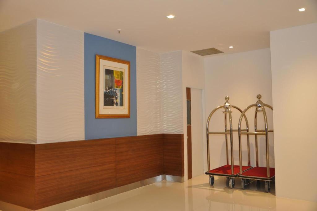 Iyarin@Tuk Chang Ratchayothin Hotel Μπανγκόκ Εξωτερικό φωτογραφία