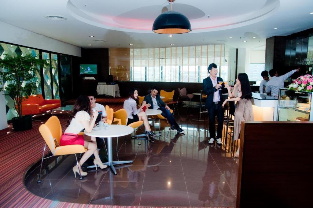 Iyarin@Tuk Chang Ratchayothin Hotel Μπανγκόκ Εξωτερικό φωτογραφία